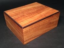 Liight Curly Koa wooden cigar humidor