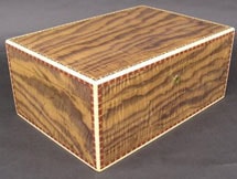 Walnut 150 Cigar Humidor